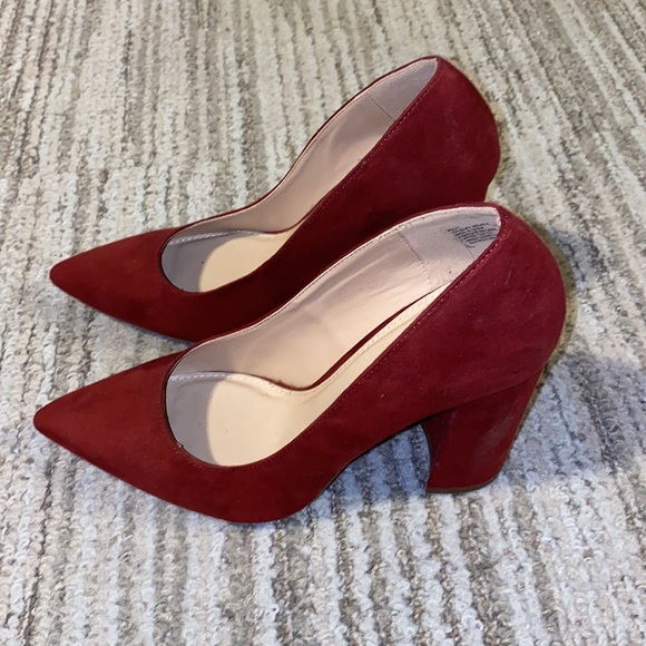 Just Fab Red pumps with thick heel - Picture 2 of 5